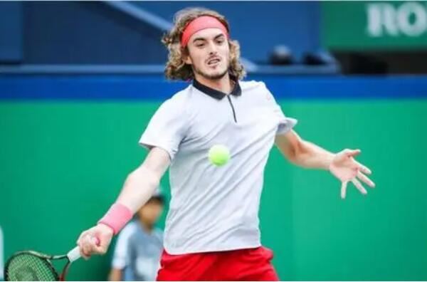 吉拉西多特生涯欧冠已打入15球，队史仅次于罗伊斯和莱万