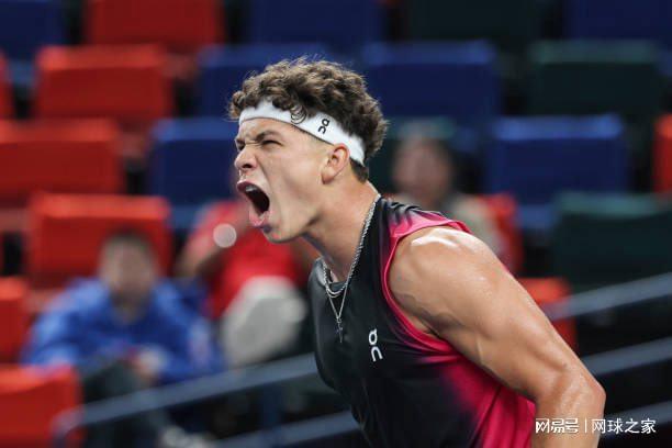 图片报：拜仁关注16岁艾希霍恩，赫塔考虑续约并提高解约金