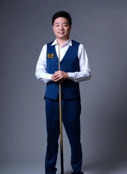 伊涅斯塔：会想念踢球的时光；进巴萨一线后每天都会观察哈维