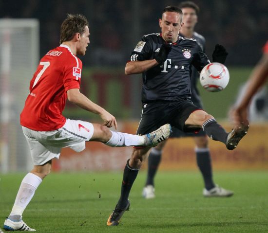 球迷往往显 球迷往往显