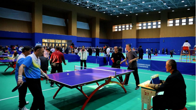 显得缺乏韧 显得缺乏韧